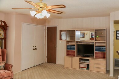 6558 Barstow-18