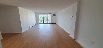 Charles River Towers unit 726, Watertown, MA 02472 - photo 5