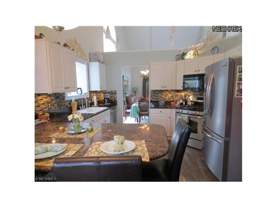 653 Grand View Ln unit 653, Aurora, OH 44202 - photo 2