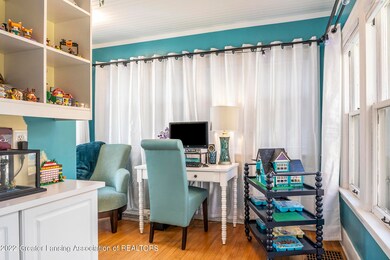 Bedroom/office