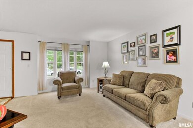 5514 N Leawood Ct, Peoria, IL 61615 - photo 6