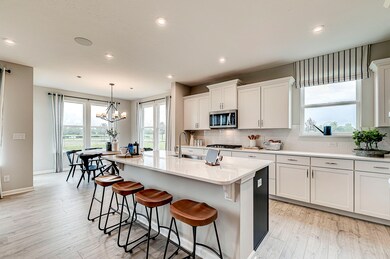 659 Bluestem Cir, New Whiteland, IN 46184 - photo 6