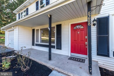 8288 Milky Way, Zionsville, PA 18092 - photo 3