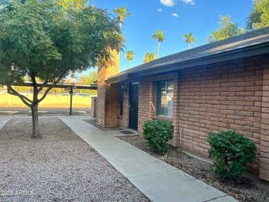 2527 S Maple Ave unit 102, Tempe, AZ 85282 - photo 2