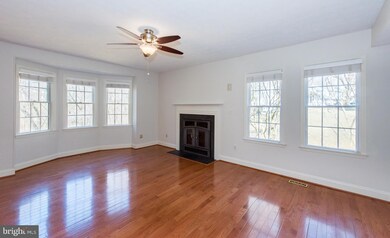6112 Dry Leaf Path, Columbia, MD 21044 - photo 3