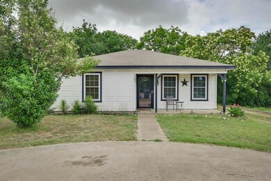 1205 Country Club Rd, Cleburne, TX 76033 - photo 3