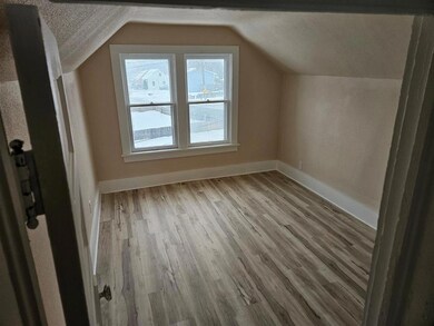 1319 E 37th St, Des Moines, IA 50317 - photo 6