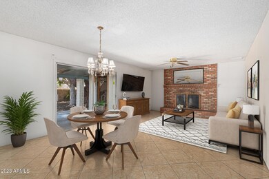 DINING ROOM & FAMILY ROOM