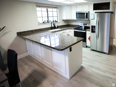 2204 Country View Ln, Salt Lake City, UT 84121 - photo 7