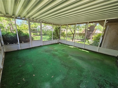 2815 S Fuller Ave, Independence, MO 64052 - photo 3