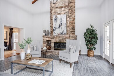 827 Azalea St, Houston, TX 77018 - photo 4