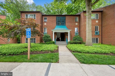 11823 Breton Ct unit 1A, Reston, VA 20191 - photo 2