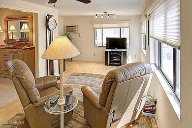 familyroom2_700