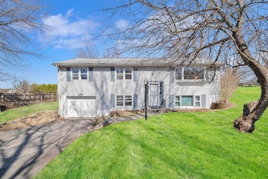 11 Homer Dr, Monson, MA 01057 - photo 2