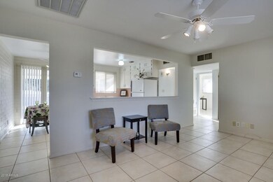 11415-North-113th-Avenue-16