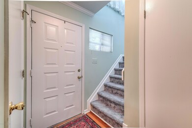 003_FOYER