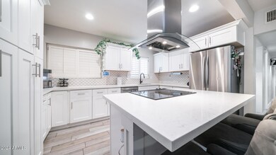 4329 E Hubbell St-16