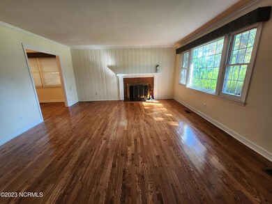 607 River St, Jacksonville, NC 28540 - photo 4