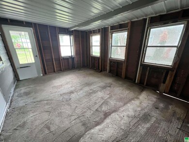 905 5th St, Onawa, IA 51040 - photo 5