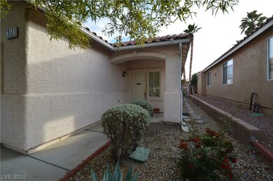 10131 Sparrow Ridge Ave, Las Vegas, NV 89117 - photo 3