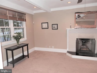 1019 Cypress Rd, Wilmington, DE 19810 - photo 2