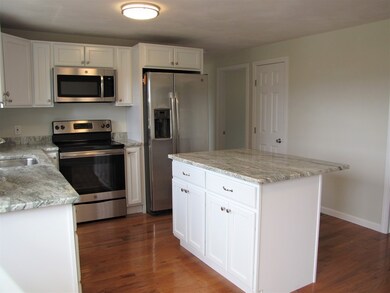 172 E Main St, West Brookfield, MA 01585 - photo 3