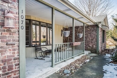 003-Front_View-2450178-medium