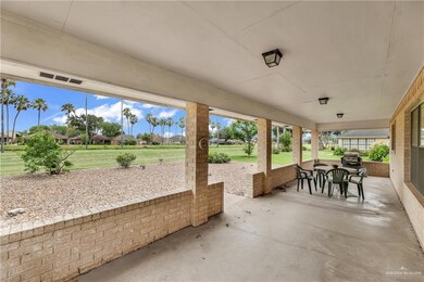 304 Rebecca Dr, Alamo, TX 78516 - photo 7