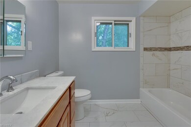 ... huge luxurious bathroom...