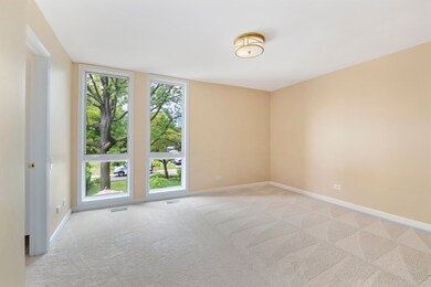 1 Birch Tree Ct, Elmhurst, IL 60126 - photo 7
