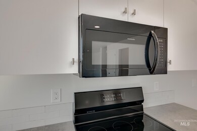 9211 W Tuberose St, Nampa, ID 83687 - photo 4