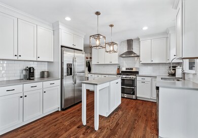 1420 N Loomis St, Naperville, IL 60563 - photo 3