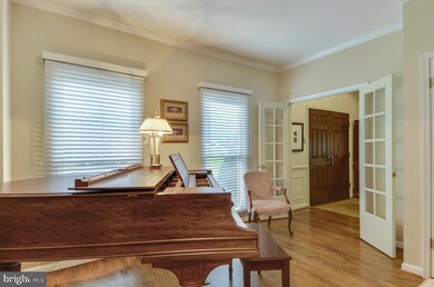 9212 Winterset Dr, Potomac, MD 20854 - photo 5