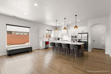 10-web-or-mls-226 S 620 W -9