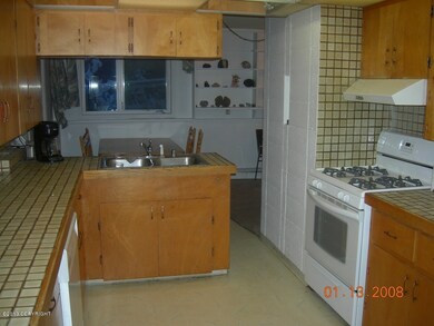 3BD Down Kitchen