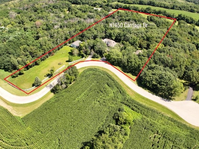 N7450 Carriage Dr, Elkhorn, WI 53121 - photo 2