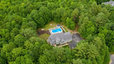 001_23rosewoodln-65