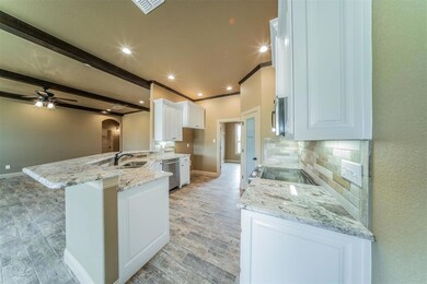 499 Newfield Ln, Springtown, TX 76082 - photo 7