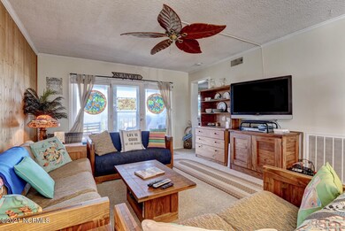 400 Virginia Ave Unit 201B-large-005-009