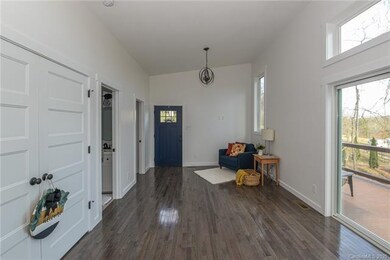 86 Hensley Dr, Asheville, NC 28806 - photo 6