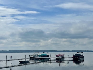 W983 W North Shore Dr unit 6, Montello, WI 53949 - photo 7