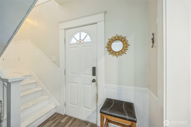 818 Wyoming St, Raymond, WA 98577 - photo 3