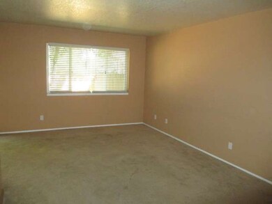 126 W Casino Rd unit 3, Everett, WA 98204 - photo 4