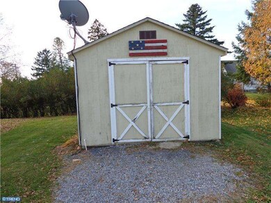 3418 Earl St, Reading, PA 19605 - photo 6