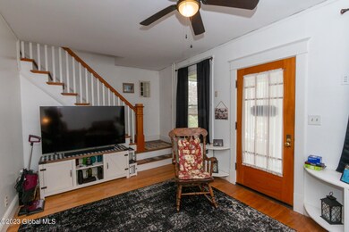 91 Pinewood Ave, Albany, NY 12208 - photo 4