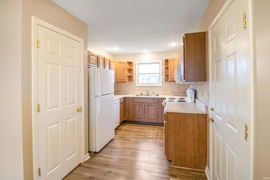 122 Sunset Dr, Winchester, IN 47394 - photo 7