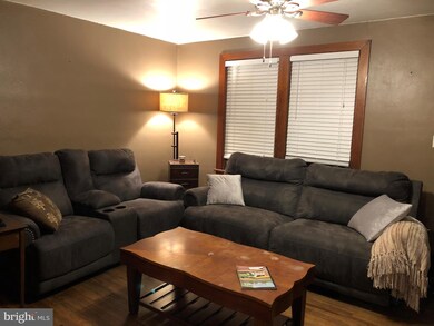 366 E Derry Rd, Hershey, PA 17033 - photo 4