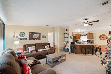 50989 Highway 27 unit 48, Davenport, FL 33897 - photo 3