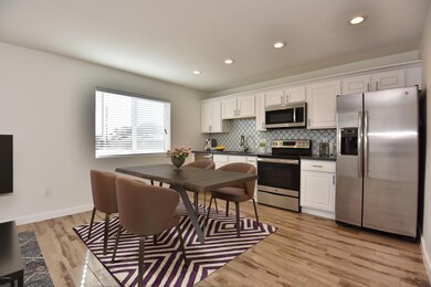 2308 N 28th Place unit 6, Phoenix, AZ 85008 - photo 3