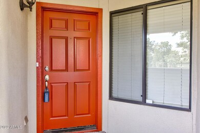 750 E Northern--Front Door